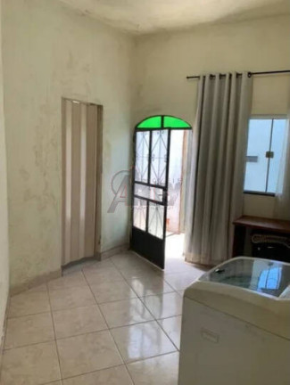 Imagem Casa com 1 Quarto à Venda, em Vila Luiza - Montes Claros Imagem Casa com 1 Quarto à Venda, em Vila Luiza - Montes Claros