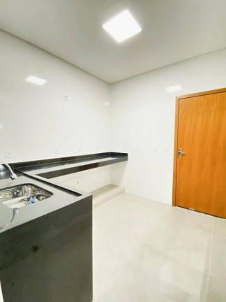 Imagem Casa com 3 Quartos à Venda, 132 m² em Jardim Presidente - Goiânia Imagem Casa com 3 Quartos à Venda, 132 m² em Jardim Presidente - Goiânia