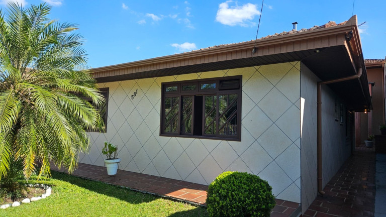 Imagem Casa com 6 Quartos à Venda, 309 m² em Porto Das Laranjeiras - Araucaria