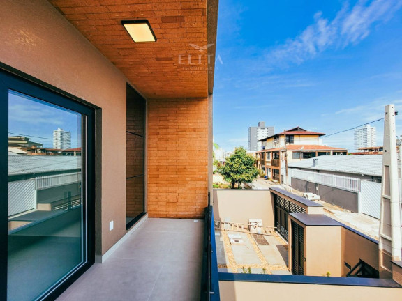 Imagem Sobrado com 3 Quartos à Venda, 131 m² em Centro - Barra Velha