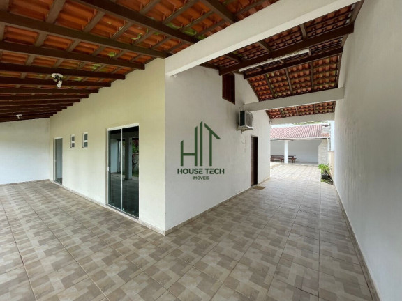 Imagem Casa com 4 Quartos à Venda, 120 m² em Balneário Cambiju - Itapoá