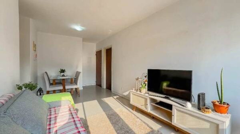 Imagem Apartamento com 2 Quartos à Venda, 73 m² em Porto Alegre Imagem Apartamento com 2 Quartos à Venda, 73 m² em Porto Alegre