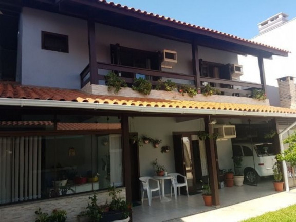 Imagem Casa com 4 Quartos à Venda, 194 m² em Ecoville - Porto Alegre Imagem Casa com 4 Quartos à Venda, 194 m² em Ecoville - Porto Alegre