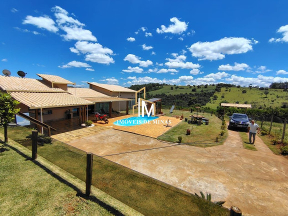 Imóvel com 3 Quartos à Venda, 1.000 m² em Zona Rural - Medeiros