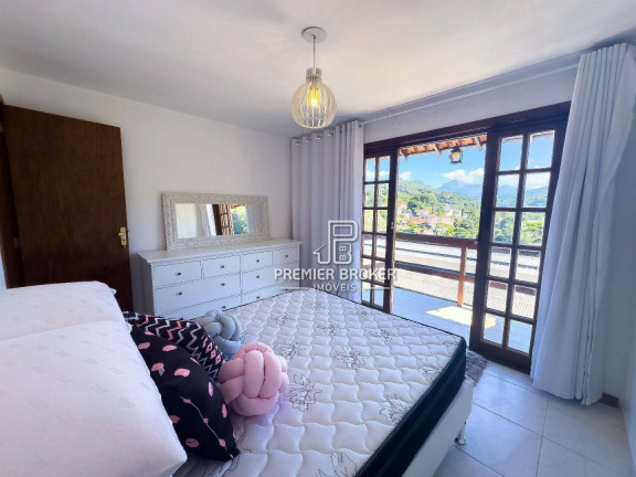 Imagem Casa com 3 Quartos à Venda, 200 m² em Bom Retiro - Teresópolis Imagem Casa com 3 Quartos à Venda, 200 m² em Bom Retiro - Teresópolis