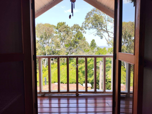Imagem Casa com 4 Quartos à Venda, 220 m² em Condomínio Colinas Do Sol - Campos Do Jordão Imagem Casa com 4 Quartos à Venda, 220 m² em Condomínio Colinas Do Sol - Campos Do Jordão