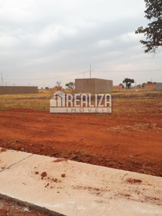 Terreno à Venda, 150 m² em Parque Das Laranjeiras - Uberaba