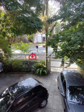 Sobrado com 3 Quartos à Venda, 315 m² em Bela Aliança - São Paulo