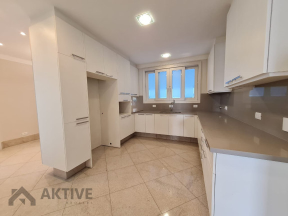 Imagem Casa de Condomínio com 4 Quartos à Venda, 470 m² em Alphaville - Barueri Imagem Casa de Condomínio com 4 Quartos à Venda, 470 m² em Alphaville - Barueri