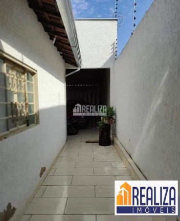 Imagem Casa com 2 Quartos à Venda, 250 m² em Jardim Califórnia - Uberaba Imagem Casa com 2 Quartos à Venda, 250 m² em Jardim Califórnia - Uberaba