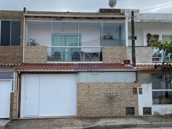 Sobrado com 2 Quartos à Venda, 84 m² em Itacolomi - Balneário Piçarras
