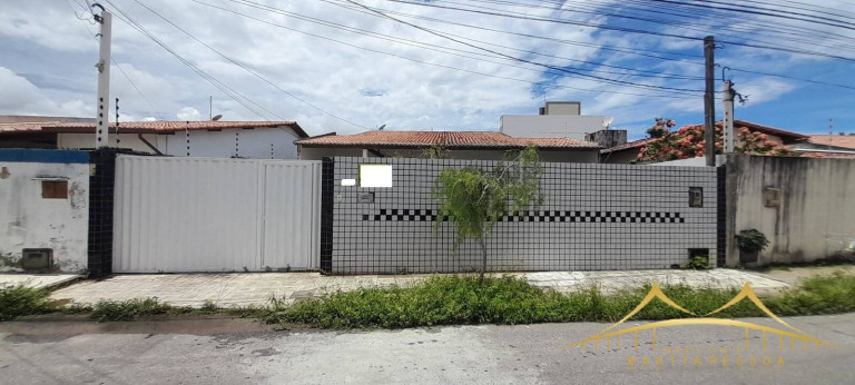 Casa com 3 Quartos à Venda, 250 m² em Nova Parnamirim - Parnamirim