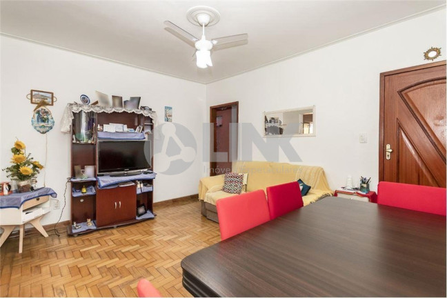 Imagem Apartamento com 3 Quartos à Venda, 87 m² em Menino Deus - Porto Alegre Imagem Apartamento com 3 Quartos à Venda, 87 m² em Menino Deus - Porto Alegre