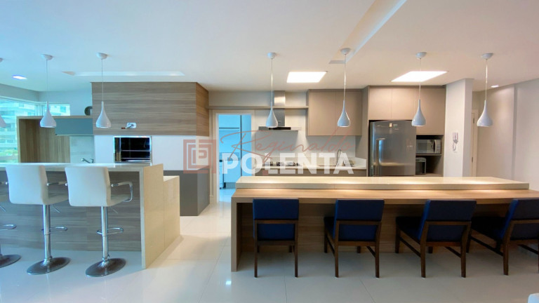 Imagem Apartamento com 3 Quartos à Venda, 199 m² em Praia Brava De Itajaí - Itajaí Imagem Apartamento com 3 Quartos à Venda, 199 m² em Praia Brava De Itajaí - Itajaí