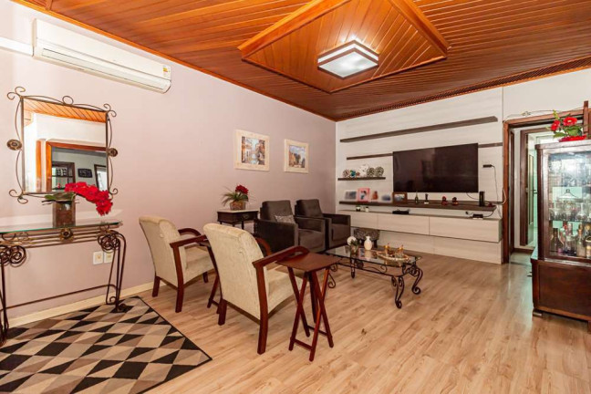Apartamento com 3 Quartos à Venda, 100 m² em Petrópolis - Porto Alegre