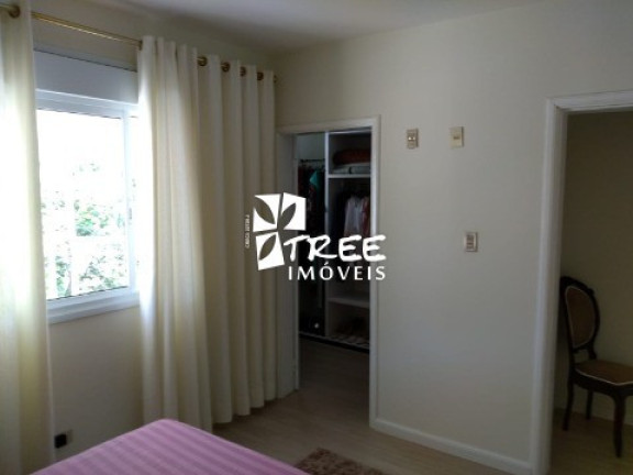 Imagem Casa com 3 Quartos à Venda, 200 m² em Arujá Country Club - Arujá Imagem Casa com 3 Quartos à Venda, 200 m² em Arujá Country Club - Arujá