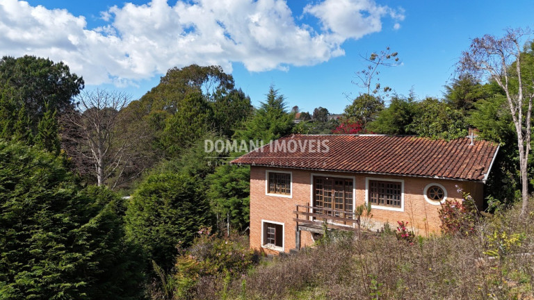 Imagem Casa com 1 Quarto à Venda, 120 m² em Região Do Alto Da Vila Inglesa - Campos Do Jordão Imagem Casa com 1 Quarto à Venda, 120 m² em Região Do Alto Da Vila Inglesa - Campos Do Jordão