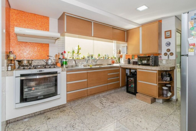Imagem Casa com 4 Quartos à Venda, 223 m² em Mooca - São Paulo Imagem Casa com 4 Quartos à Venda, 223 m² em Mooca - São Paulo