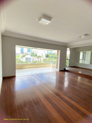 Imóvel com 4 Quartos à Venda, 210 m² em Ondina - Salvador
