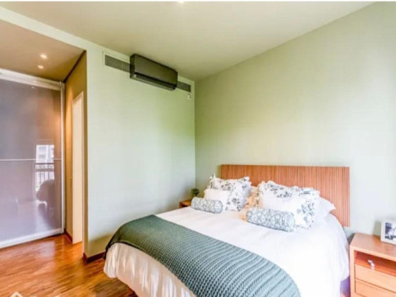 Imagem Imóvel com 4 Quartos à Venda, 230 m² em Vila Uberabinha - São Paulo