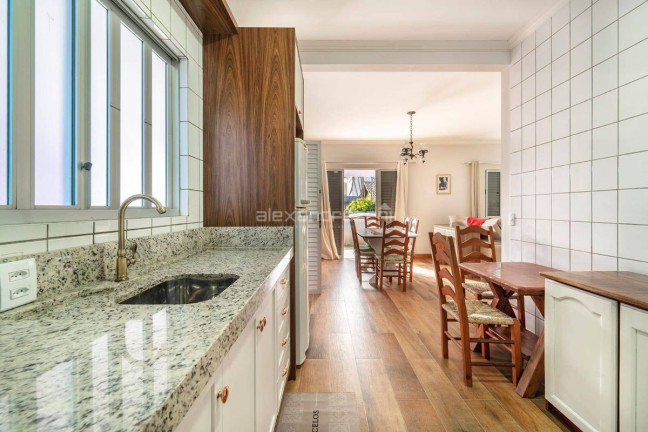 Imagem Casa com 2 Quartos à Venda, 110 m² em Bombas - Bombinhas Imagem Casa com 2 Quartos à Venda, 110 m² em Bombas - Bombinhas