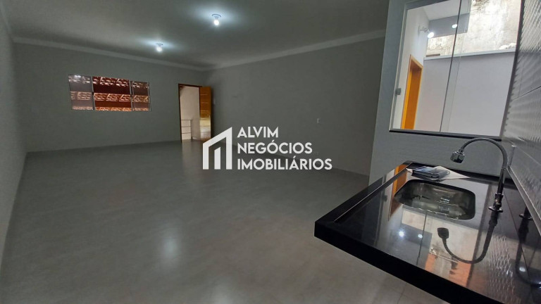 Casa com 2 Quartos à Venda, 150 m² em Vila Jaci - São José Dos Campos