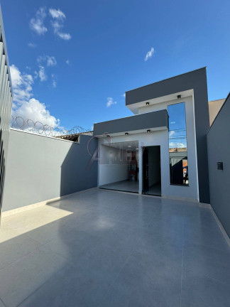 Casa com 2 Quartos à Venda, 137 m² em Montes Claros