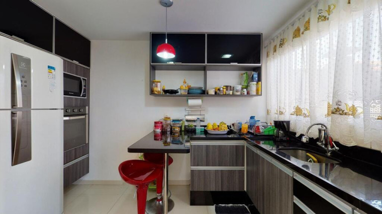 Imagem Casa com 4 Quartos à Venda, em Freguesia (jacarepaguá) - Rio De Janeiro Imagem Casa com 4 Quartos à Venda, em Freguesia (jacarepaguá) - Rio De Janeiro