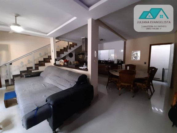 Imagem Sobrado com 3 Quartos à Venda, 300 m² em Martim De Sá - Caraguatatuba Imagem Sobrado com 3 Quartos à Venda, 300 m² em Martim De Sá - Caraguatatuba
