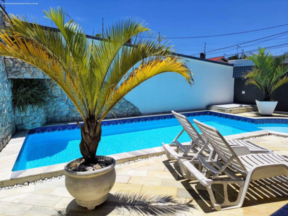Casa com 4 Quartos à Venda, 170 m² em Stella Maris - Peruíbe