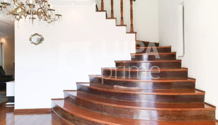 Imagem Casa com 3 Quartos à Venda, 400 m² em Vila Maria - São Paulo Imagem Casa com 3 Quartos à Venda, 400 m² em Vila Maria - São Paulo