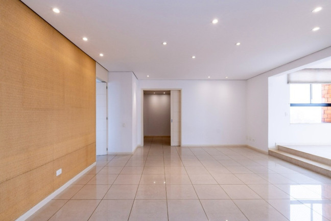 Imagem Imóvel com 4 Quartos à Venda, 488 m² em Vila Suzana - São Paulo Imagem Imóvel com 4 Quartos à Venda, 488 m² em Vila Suzana - São Paulo