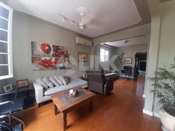 Imagem Casa com 4 Quartos à Venda, 390 m² em Petrópolis - Porto Alegre