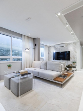 Imagem Apartamento com 3 Quartos à Venda, 123 m² em Passo Da Areia - Porto Alegre Imagem Apartamento com 3 Quartos à Venda, 123 m² em Passo Da Areia - Porto Alegre