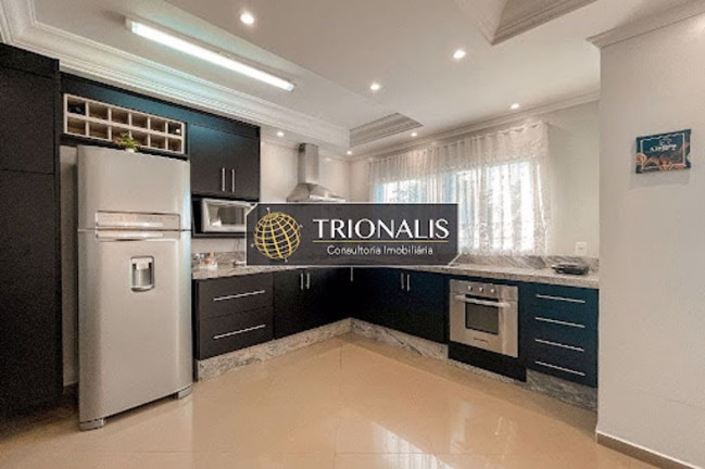 Imagem Casa com 3 Quartos à Venda, 240 m² em Jardim Dos Pinheiros - Atibaia Imagem Casa com 3 Quartos à Venda, 240 m² em Jardim Dos Pinheiros - Atibaia