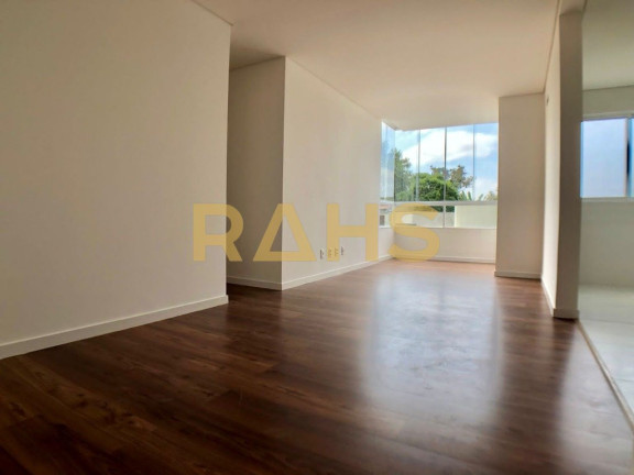 Apartamento com 3 Quartos à Venda, 69 m² em Saguaçu - Joinville