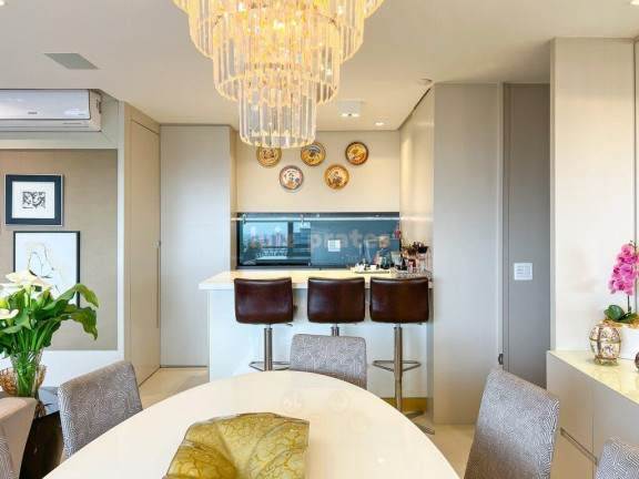 Imagem Apartamento com 3 Quartos à Venda, 161 m² em Moinhos De Vento - Porto Alegre