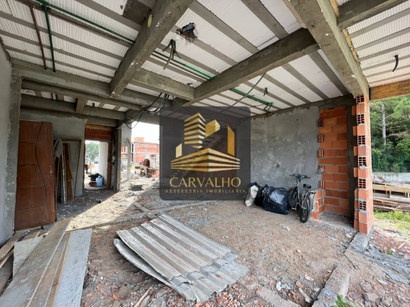 Imagem Casa com 3 Quartos à Venda, 420 m² em São João Do Rio Vermelho - Florianópolis Imagem Casa com 3 Quartos à Venda, 420 m² em São João Do Rio Vermelho - Florianópolis