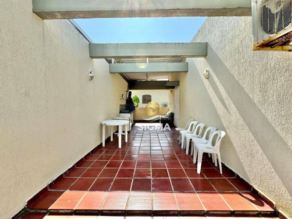 Imagem Casa com 3 Quartos à Venda, 230 m² em Enseada - Guarujá