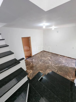 Imagem Casa com 4 Quartos à Venda, 200 m² em Várzea Do Ranchinho (monte Alegre) - Camboriú Imagem Casa com 4 Quartos à Venda, 200 m² em Várzea Do Ranchinho (monte Alegre) - Camboriú