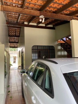 Imagem Casa com 4 Quartos à Venda, 348 m² em Aleixo - Manaus