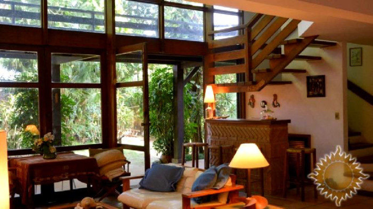 Imagem Casa à Venda, em Centro - Ubatuba Imagem Casa à Venda, em Centro - Ubatuba