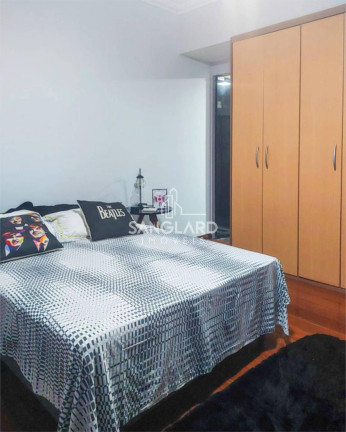 Imagem Cobertura com 4 Quartos à Venda, 204 m²