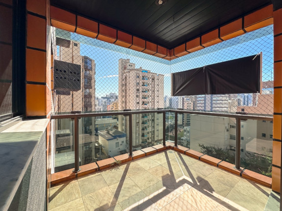 Imagem Apartamento com 4 Quartos à Venda, 258 m² em Centro - Florianópolis