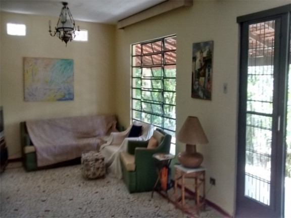 Imagem Casa de Condomínio com 4 Quartos à Venda, 2.200 m² em Cond. Lagoinha - Jacareí