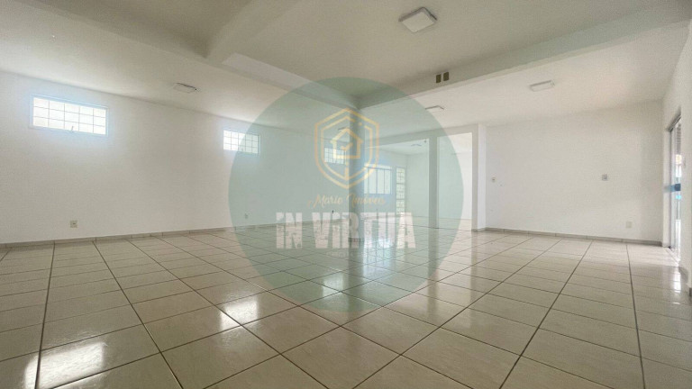 Sala Comercial à Venda,  em Petropolis - Cuiabá