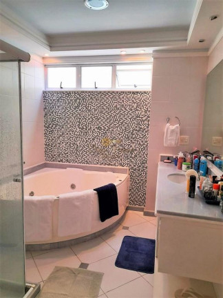 Imagem Apartamento com 3 Quartos à Venda, 214 m² em Artistas - Teresópolis Imagem Apartamento com 3 Quartos à Venda, 214 m² em Artistas - Teresópolis