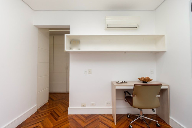 Imagem Apartamento com 2 Quartos à Venda, 126 m² em Moema - São Paulo Imagem Apartamento com 2 Quartos à Venda, 126 m² em Moema - São Paulo