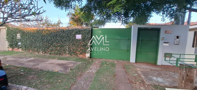 Imóvel com 1 Quarto para Alugar, 10 m² em Jardim São Lourenço - Campo Grande