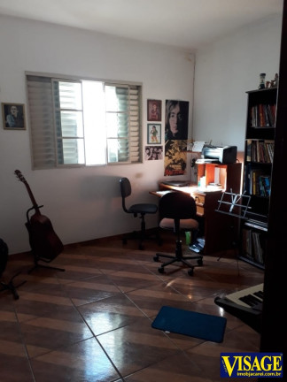 Imagem Casa com 2 Quartos à Venda, 125 m² em Jd. Florida - Jacareí Imagem Casa com 2 Quartos à Venda, 125 m² em Jd. Florida - Jacareí